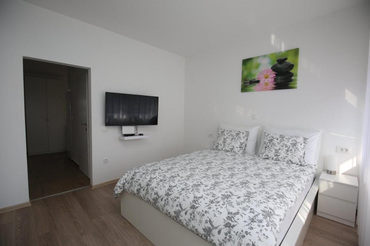 Studio Apartment Koko Rijeka Exterior photo